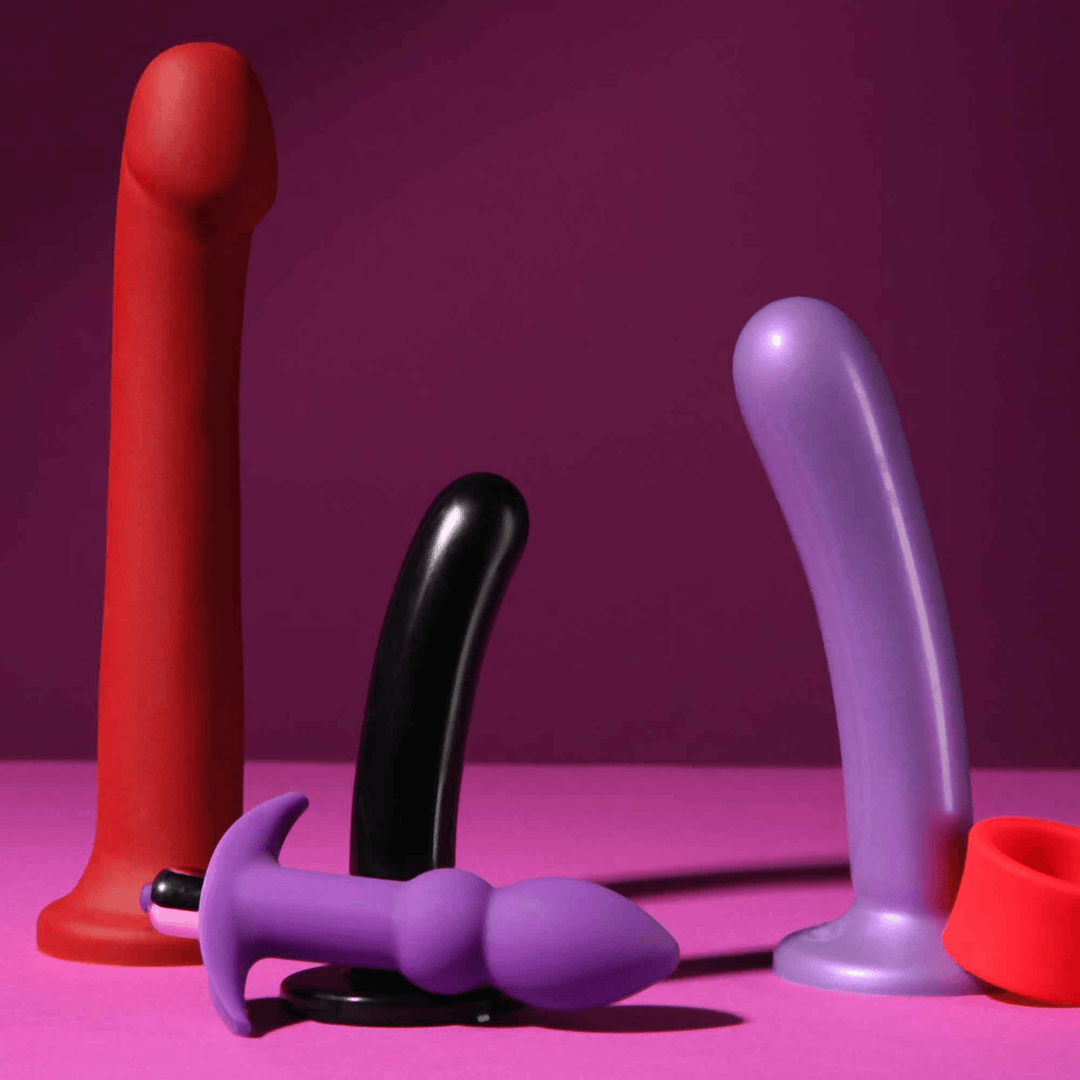 Dongs, Dildos & Strapons