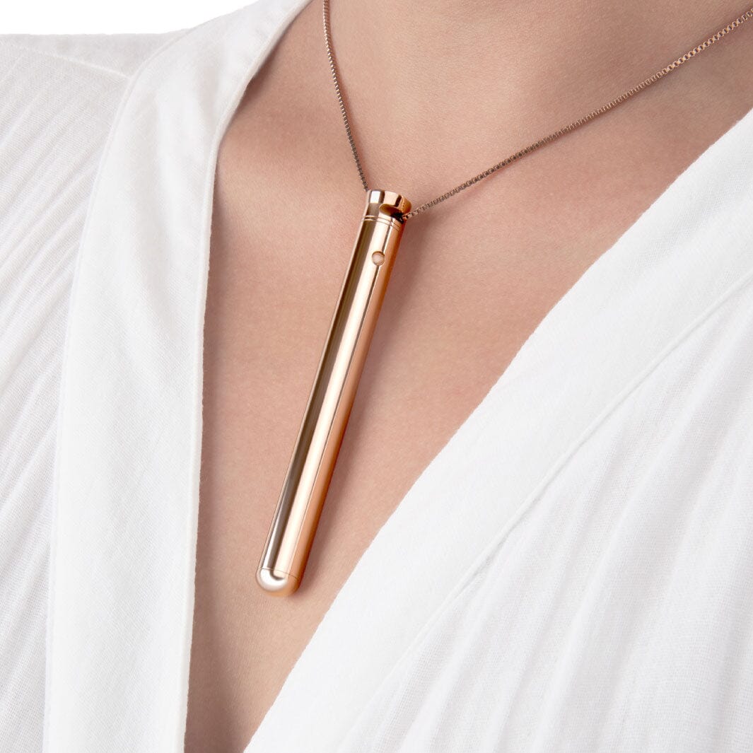 Le Wand Necklace Vibe - must-have piece of sex toy jewellery | Joujou JOUJOU Le Wand Necklace Vibe - must-have piece of sex toy jewellery | Joujou JOUJOU